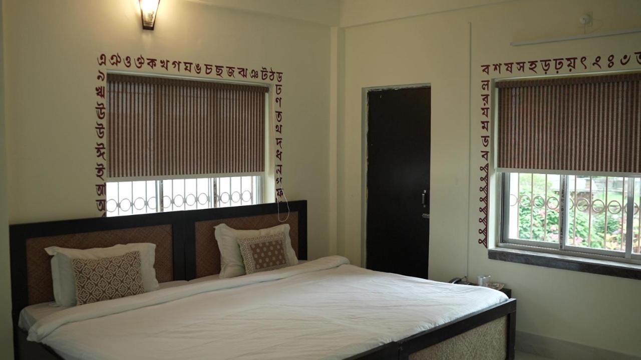 Hotel Kolam Shanti Niketan Exterior photo