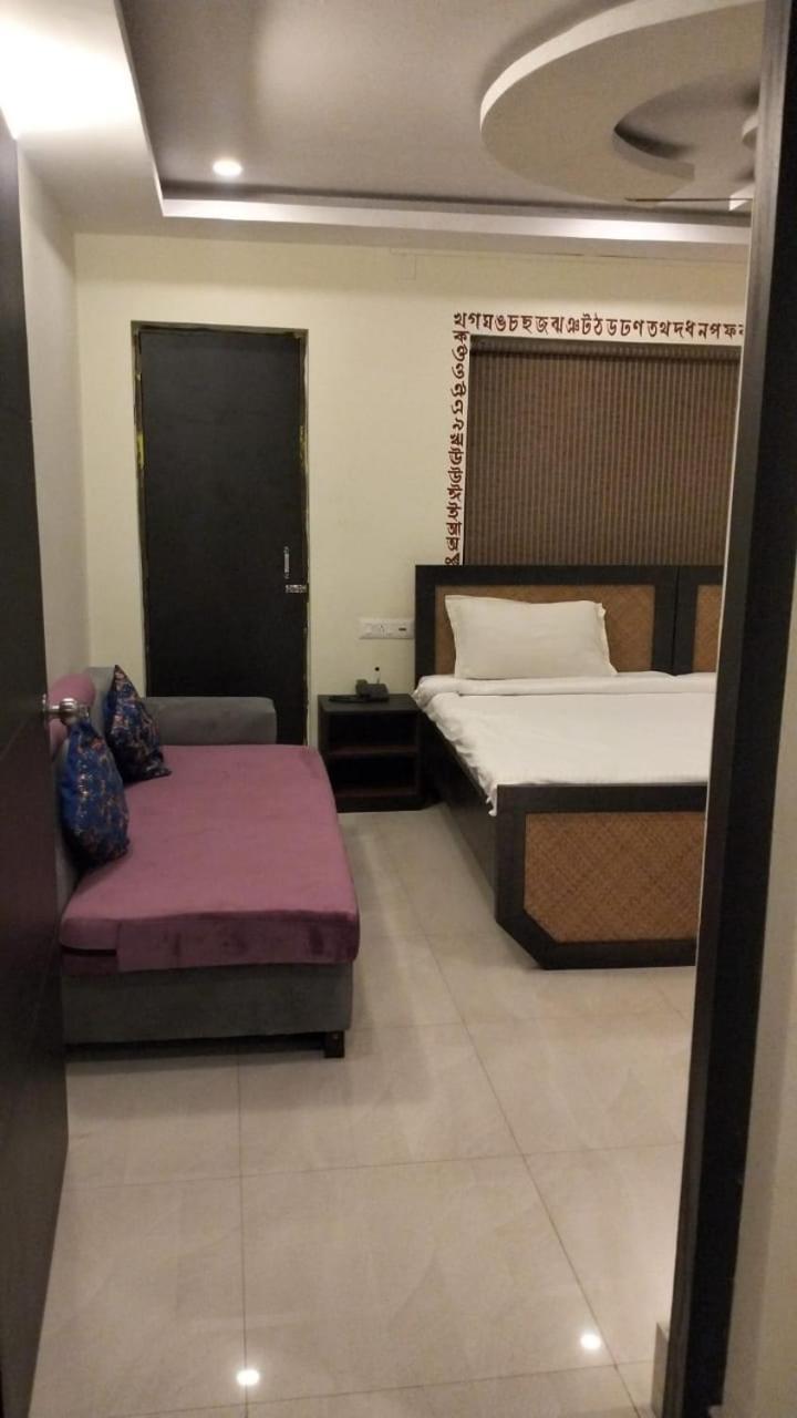 Hotel Kolam Shanti Niketan Exterior photo
